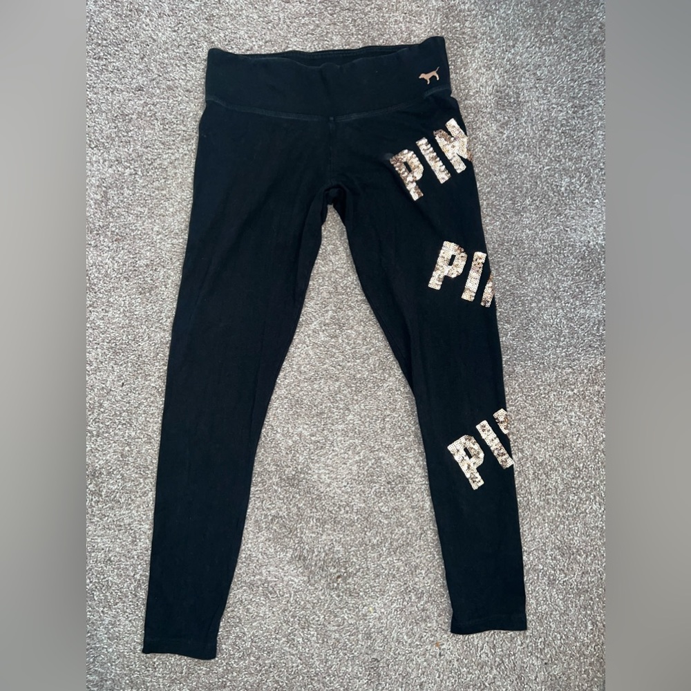 Pink yoga leggings